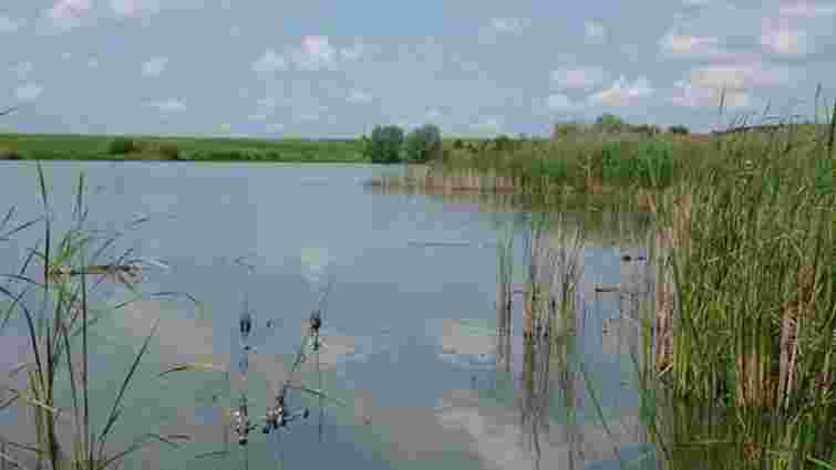 В озері на Львівщині втопився 22-річний чоловік
