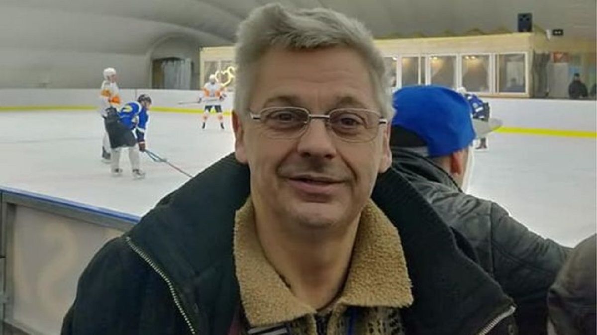 Побитий у Черкасах журналіст Вадим Комаров помер, не виходячи з коми