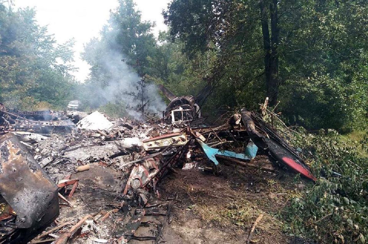 У Полтавській області згорів літак АН-2 після аварійної посадки