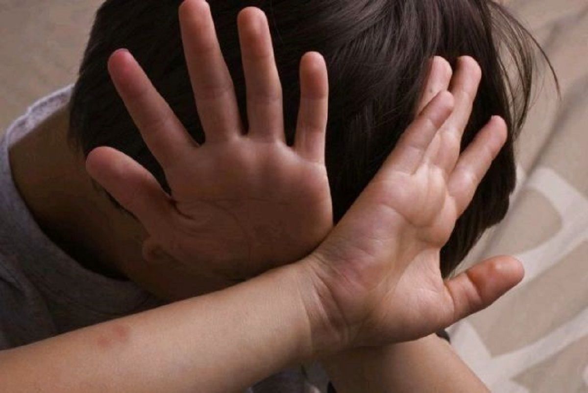 Е-петиція з вимогою ухвалення закону про реєстр педофілів набрала 25 тис. голосів