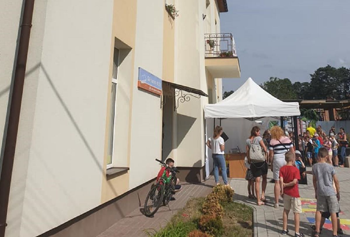 У Брюховичах запрацювала оновлена бібліотека