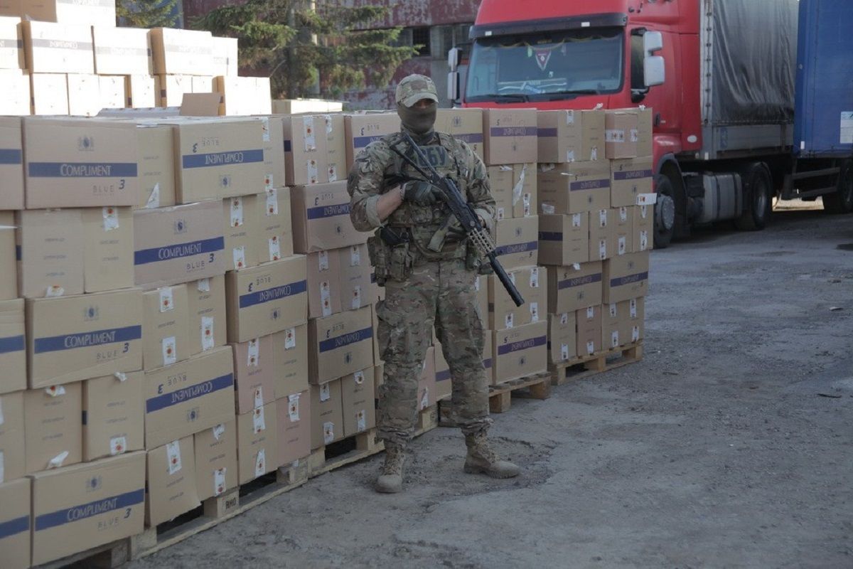На Закарпатті вилучили найбільшу партію контрабандних цигарок в історії України