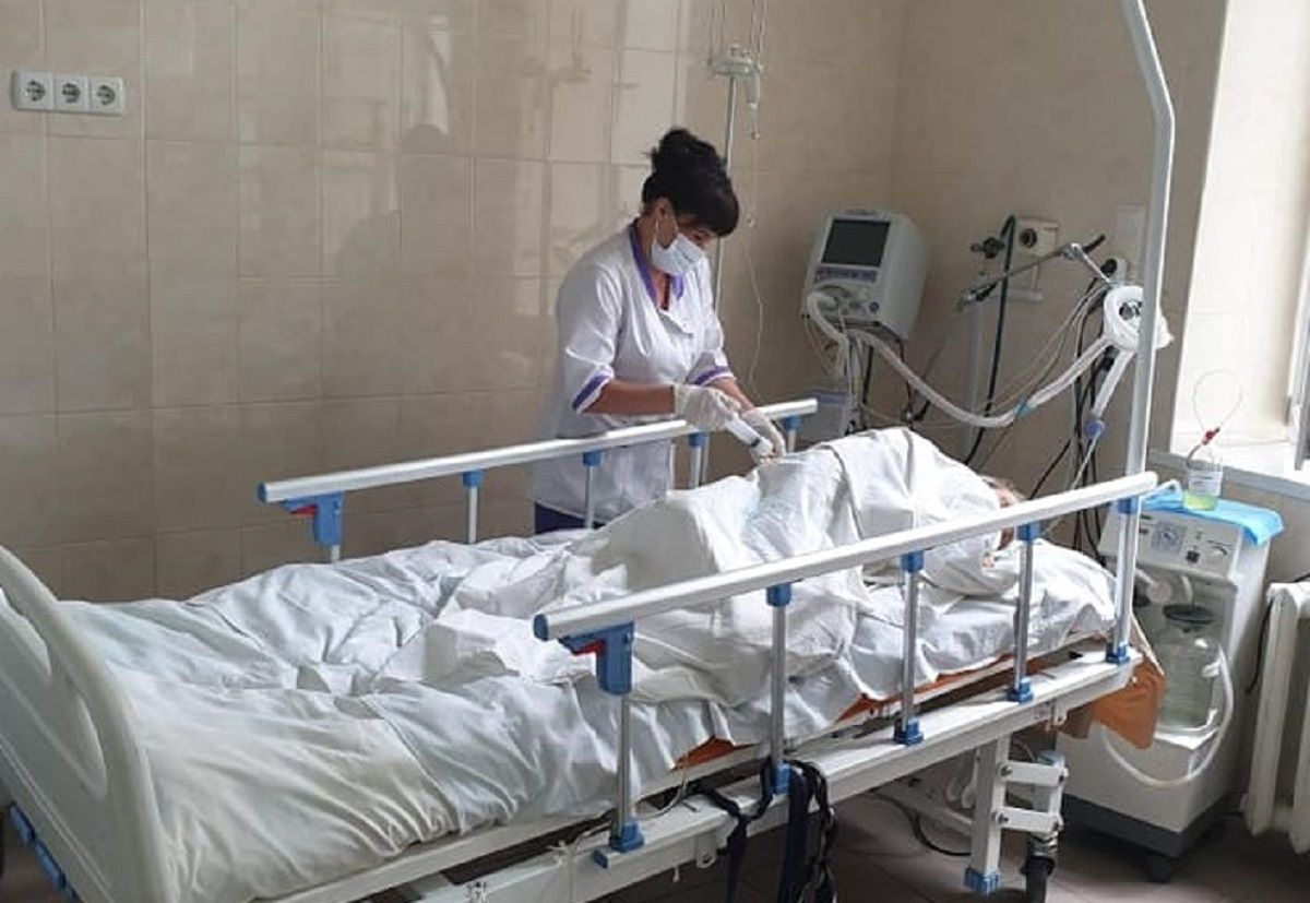Завдяки сучасній апаратурі львівським лікарям вдалося врятувати хворого на ботулізм