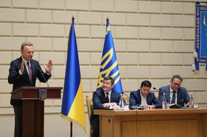 Зеленський заявив про готовність розслідувати сміттєву блокаду Львова
