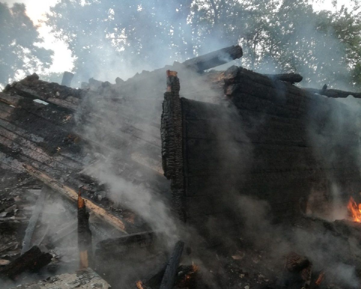 У Старосамбірському районі повністю згорів житловий будинок

