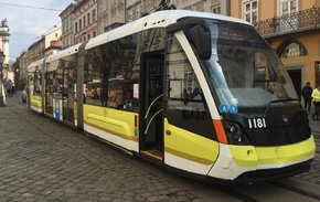 Львівська міськрада погодила отримання 24 млн євро кредиту на нові трамваї та автобуси
