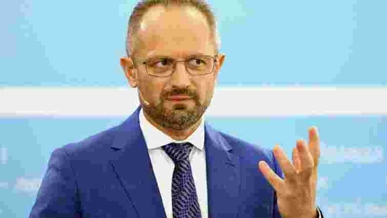 Президент повернув Романа Безсмертного в мінську підгрупу з питань Донбасу