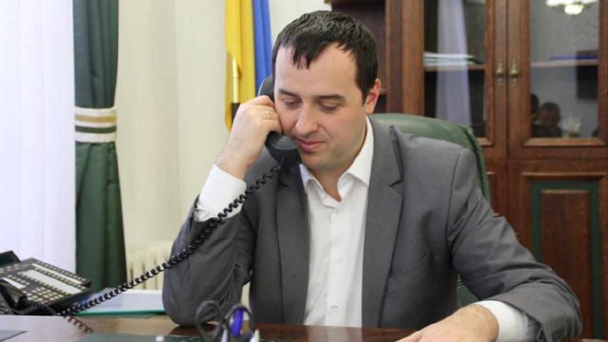 Замість звільнення начальник Львівської митниці пішов у відпустку