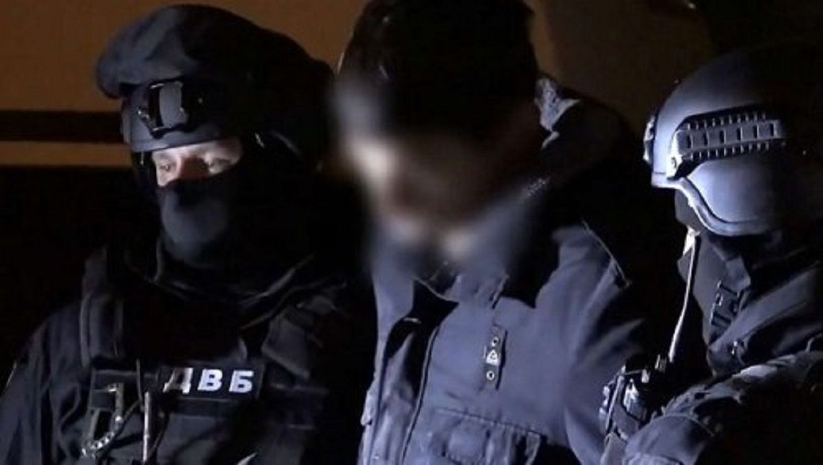Двох львівських наркополіцейських судитимуть за збут героїну та хабарництво