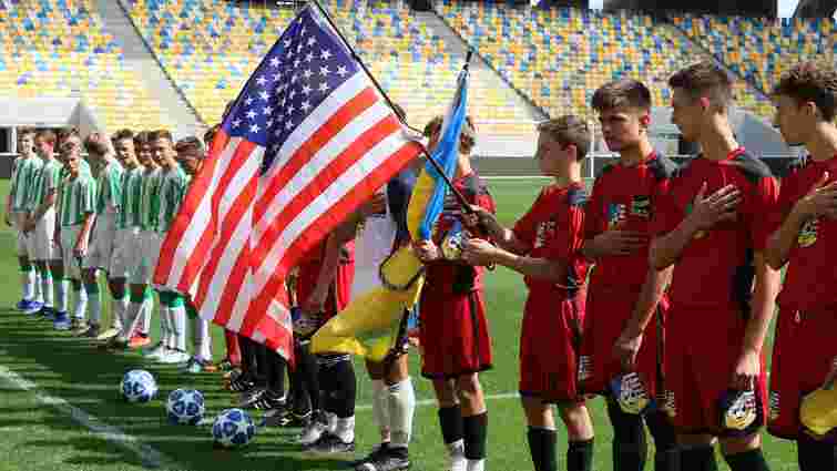 На «Арені Львів» відбувся товариський матч між юнацьким складом «Карпат» та футболістами зі США
