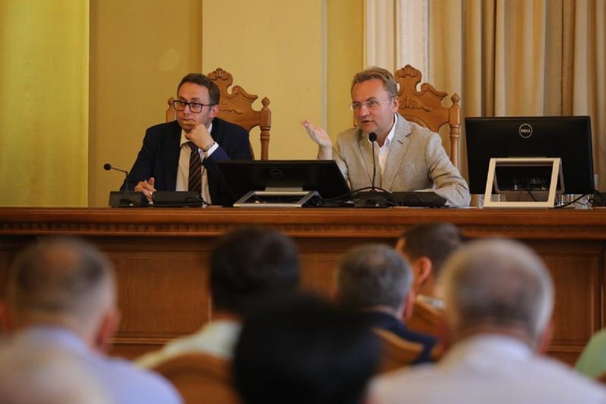 Мери міст Львівщини спільно обиратимуть місця під сміттєві полігони