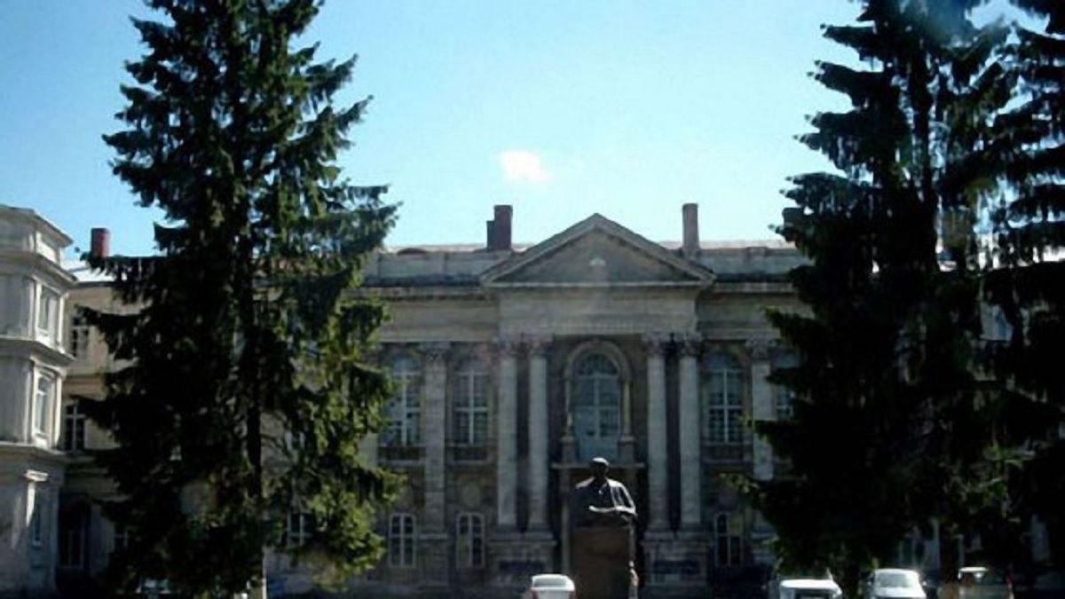Львів щомісяця недоотримує понад 2 млн грн податку через зміну реєстрації обласної лікарні