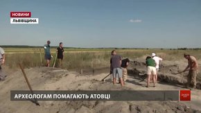 На Сокальщині археологи розкопали могильники, яким 2 та 3 тисячі років
