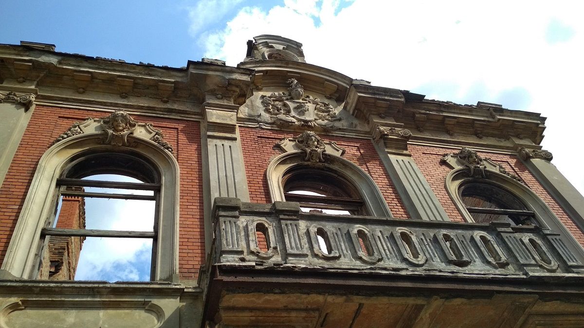  Нове життя забутого Тартаківського палацу