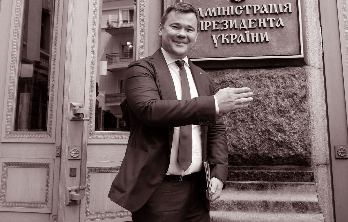 Царедворець