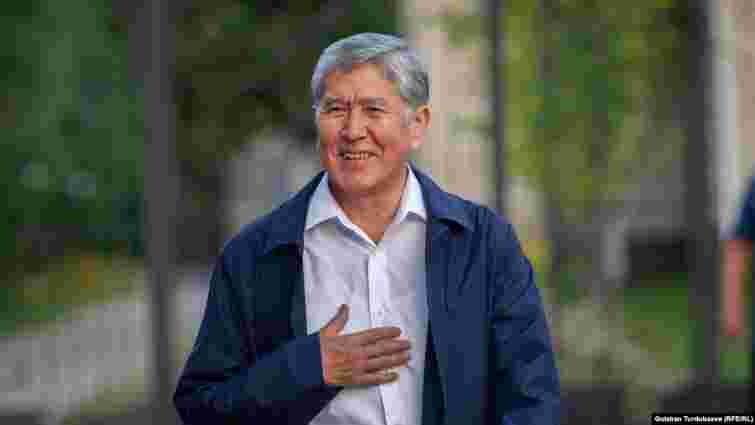Екс-президента Киргизстану Алмазбека Атамбаєва затримали через підозру у корупції