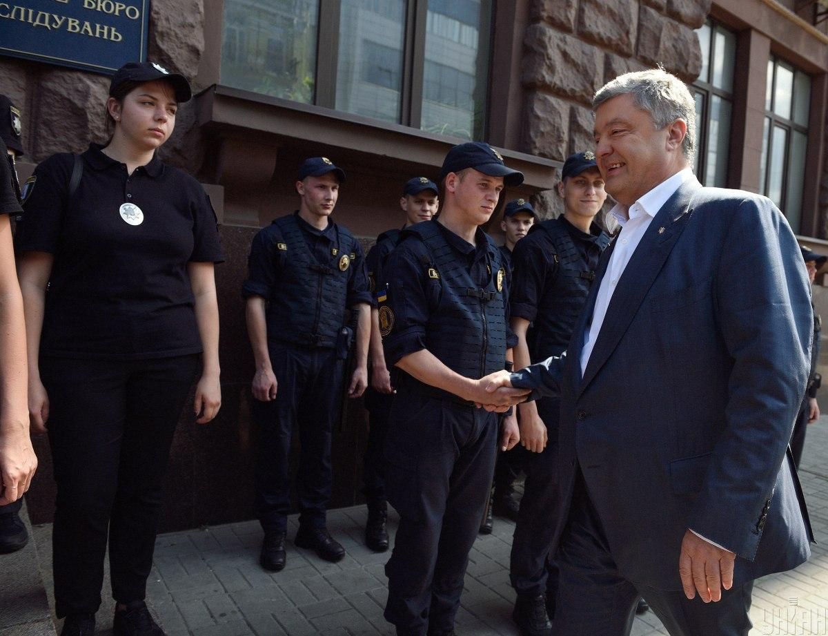 Петро Порошенко вдруге прийшов на допит у ДБР