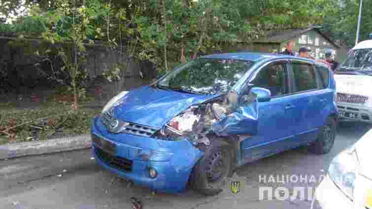 У Києві п'яний автослюсар викрав відремонтований автомобіль і потрапив у ДТП