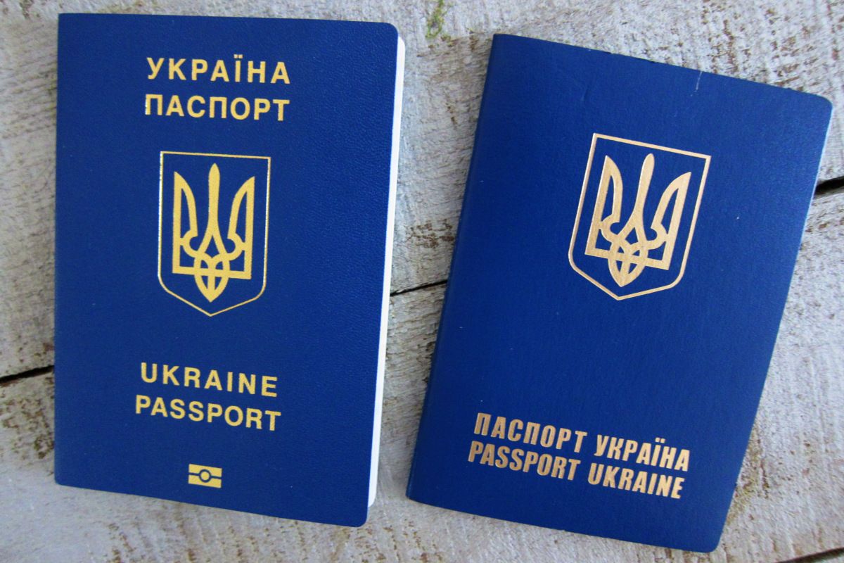Зеленський спростив процедуру набуття громадянства України