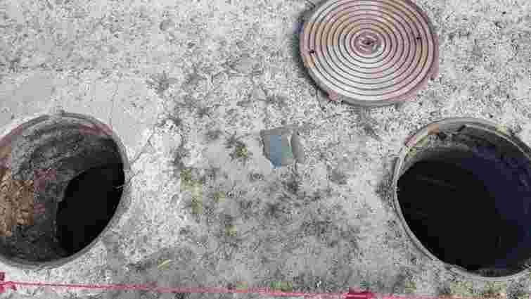 На Рівненщині підлітки кинули петарду в каналізаційний люк із газовими трубами