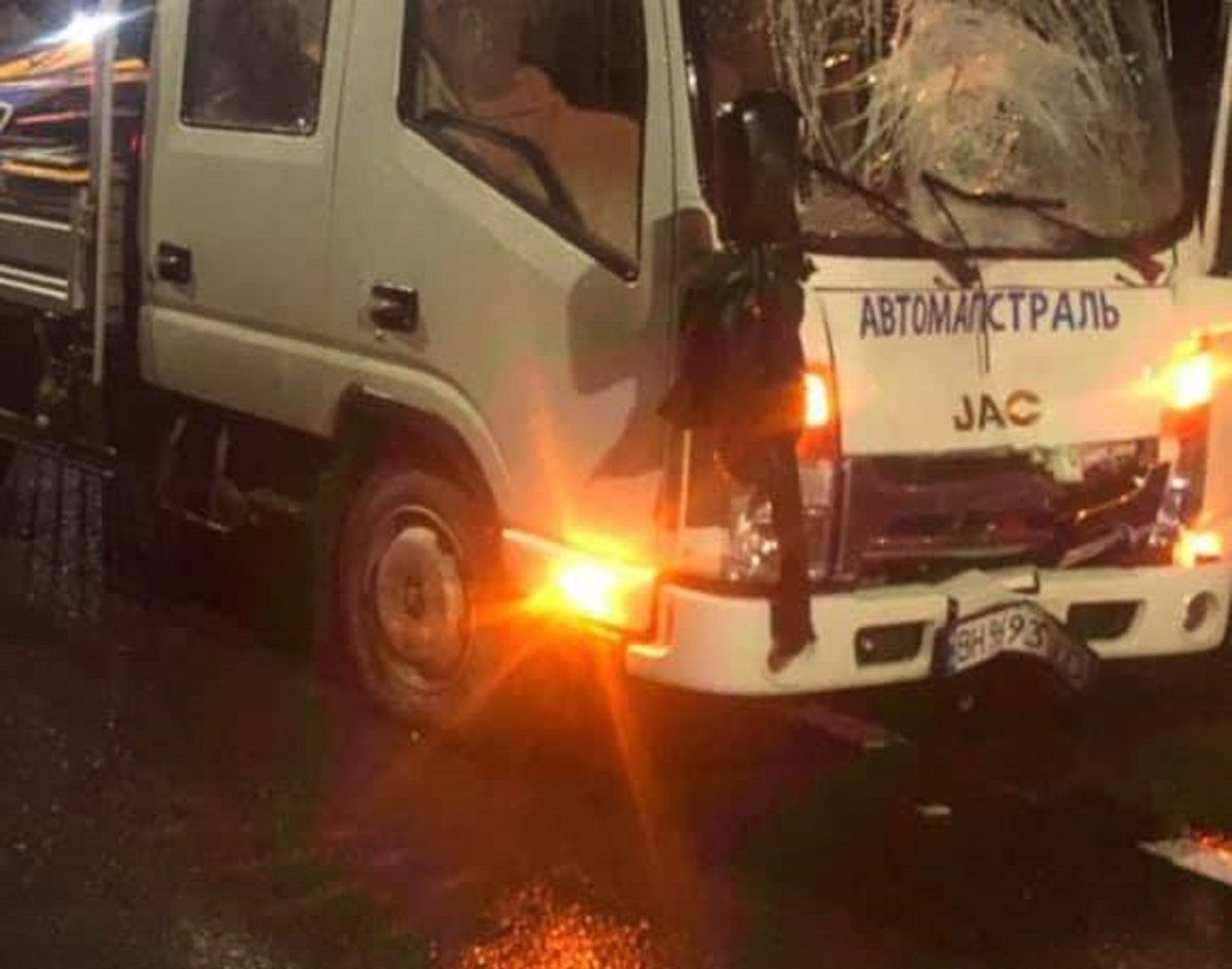 На «зебрі» у Сокільниках вантажівка збила на смерть пішохода