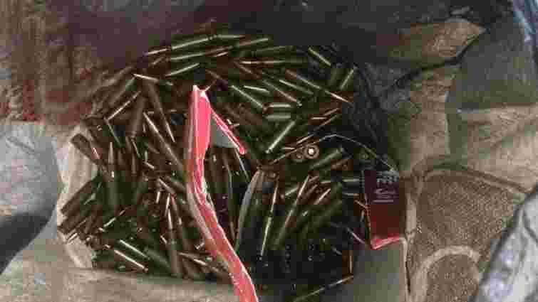 У магазині в Жидачеві правоохоронці виявили у нетверезого покупця 240 набоїв