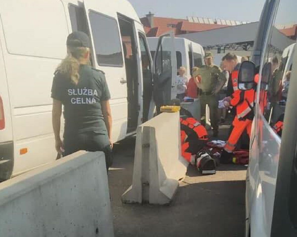 В автомобільній черзі у пункті пропуску «Краківець-Корчова» померла 60-річна жінка