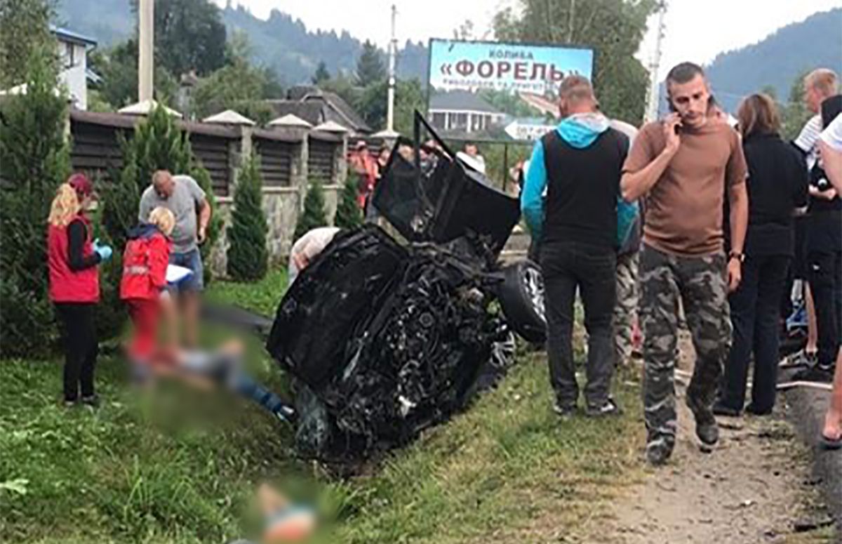 Внаслідок ДТП у Славському загинули двоє чоловіків