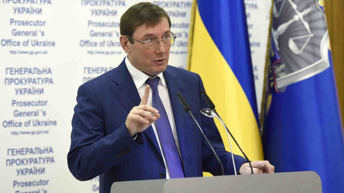Юрія Луценка назвали власником мережі підпільних казино. Він пообіцяв подати до суду