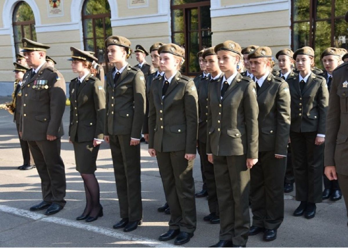 У київському військовому ліцеї вперше почали навчати дівчат