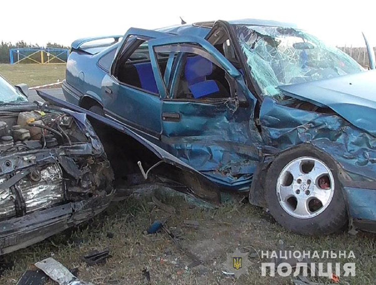 У ДТП на Тернопільщині загинули двоє людей, четверо отримали травми