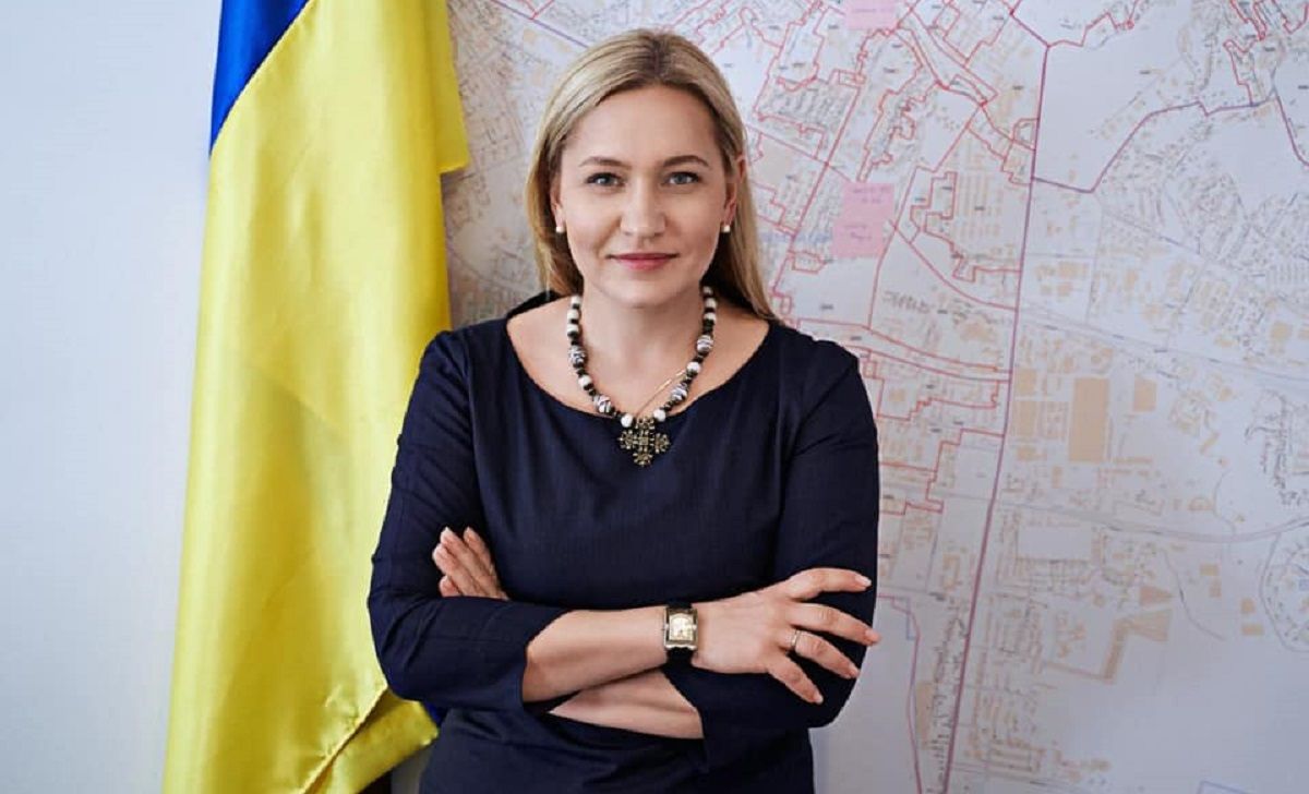 Оксана Юринець відмовилась звільнити приміщення громадської приймальні у центрі Львова