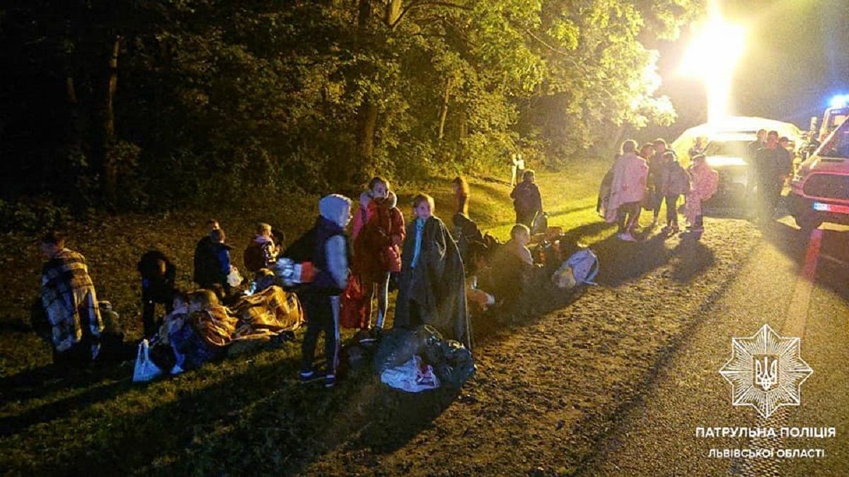 Травмовані у ДТП діти з туристичного автобуса госпіталізовані у львівську лікарню
