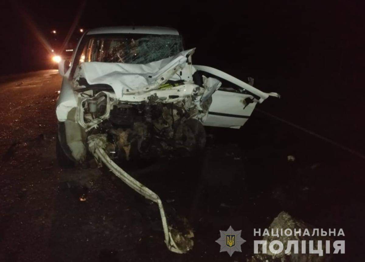 Військовий, іноземка і двоє українців загинули в ДТП біля Мелітополя