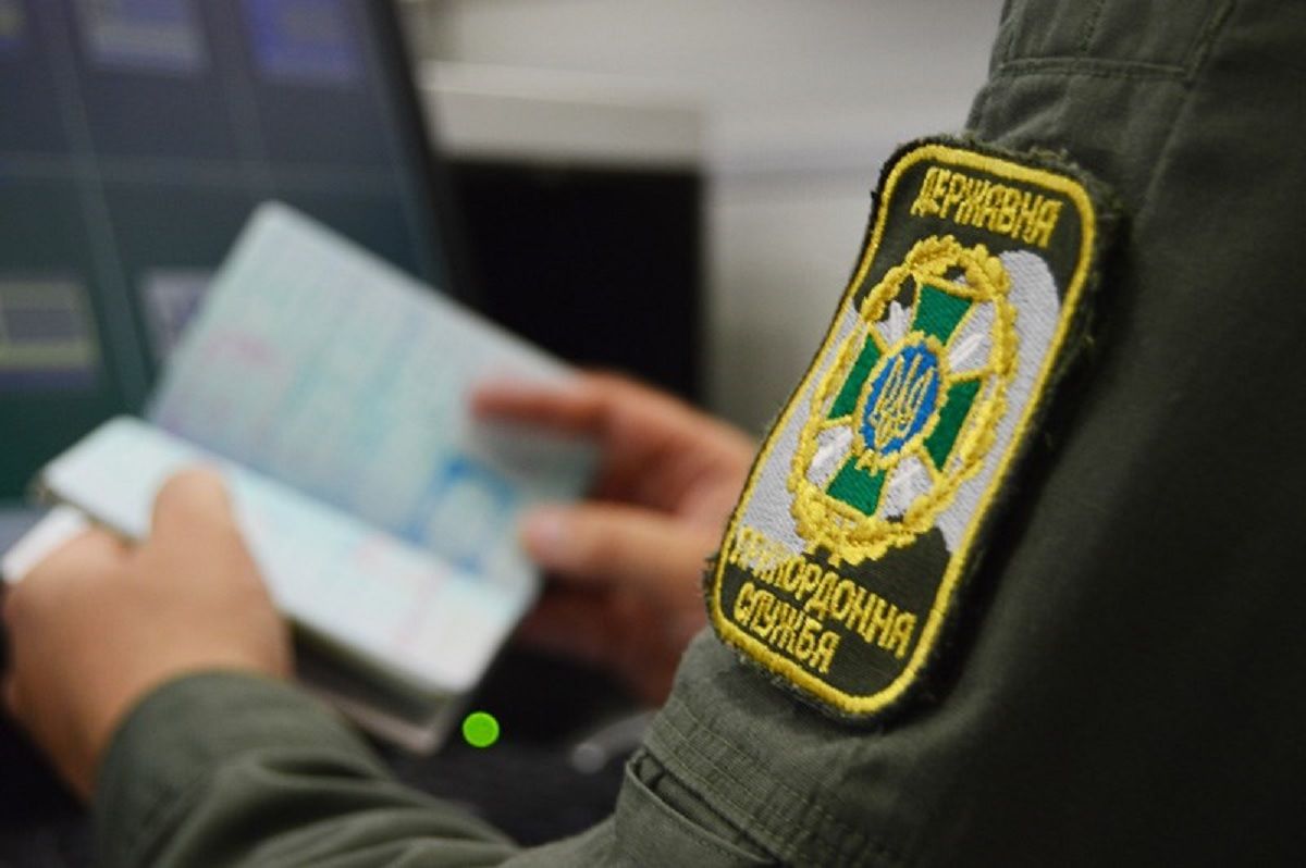 На кордоні з Польщею затримали австрійця, якого за розбещення неповнолітніх розшукує Інтерпол