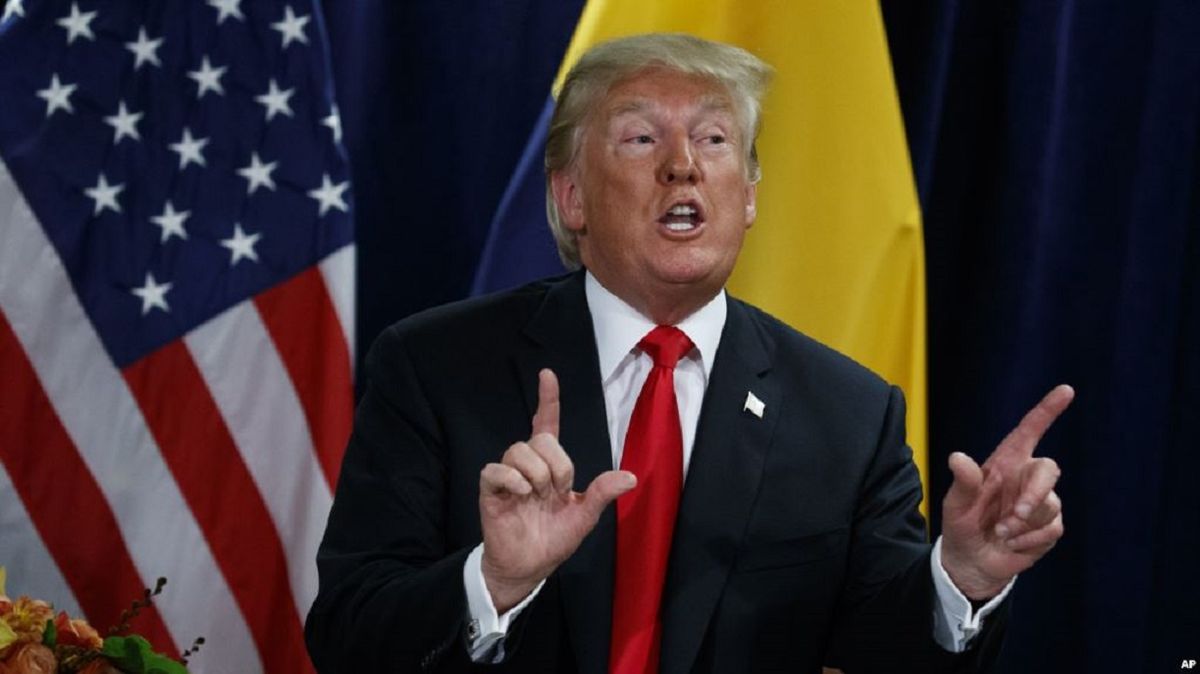 Президент США розблокував виділення грошей на військову допомогу Україні