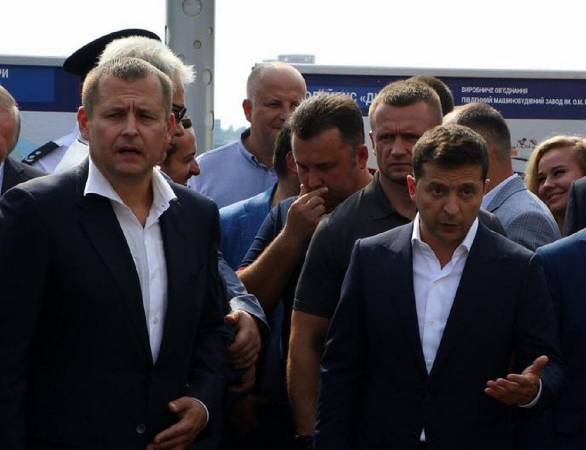 Володимир Зеленський відмовився визнати перемогу мера Дніпра у парі щодо мосту
