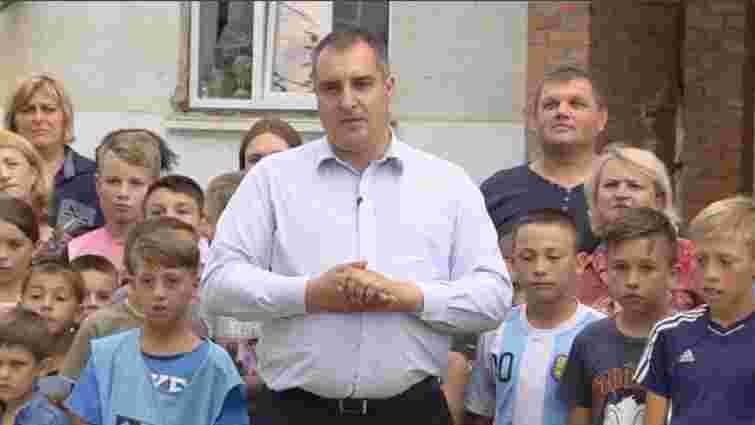 Голова Львівської облради використав школярів для зйомок політичного відеоролика