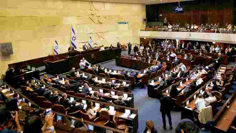 На повторних позачергових виборах в парламент Ізраїлю знову лідирують дві партії