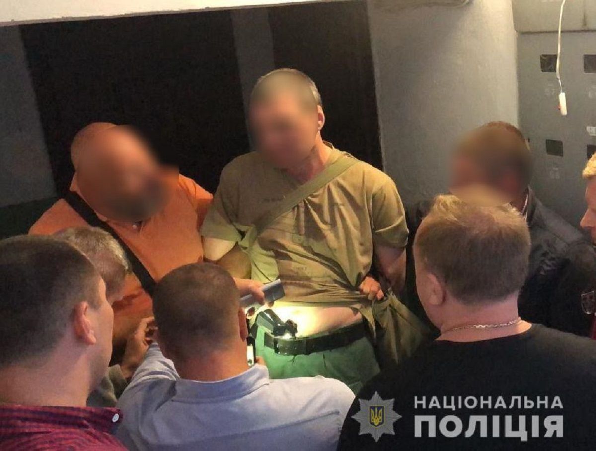 Підозрюваний у потрійному вбивстві працівників АЗС у Миколаєві виявився колегою загиблих