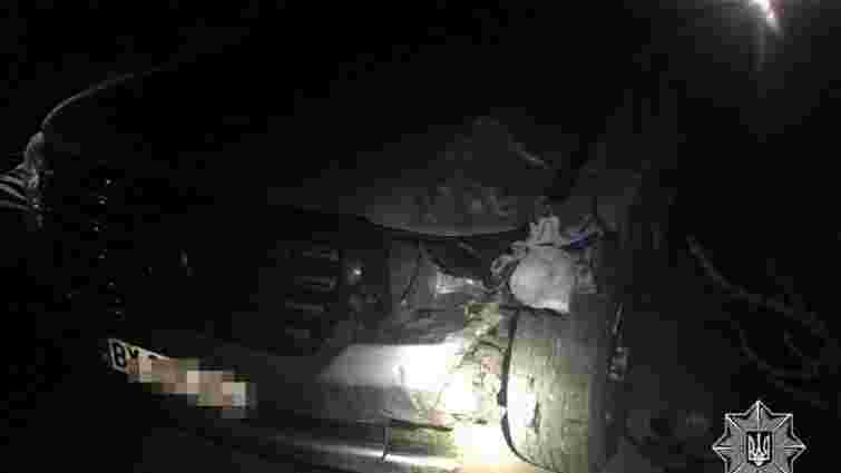 Мешканець Львівщини втікав від поліції на краденому позашляховику Toyota Land Cruiser