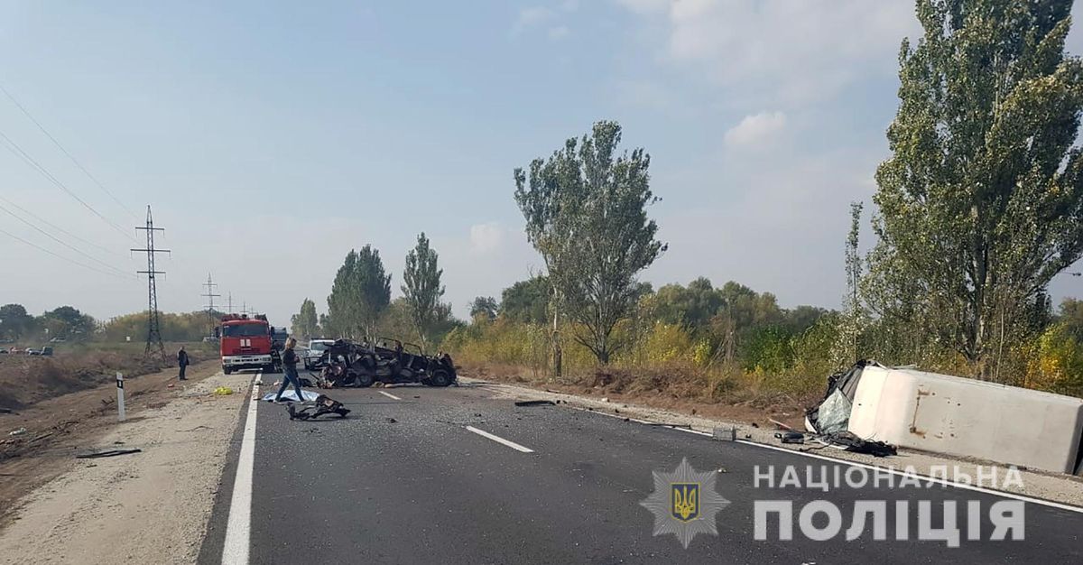 У Запорізькій області у ДТП загинуло двоє людей, ще двоє постраждали