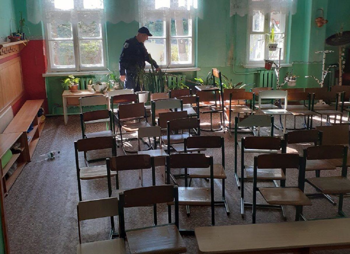 13-річний учень новороздільської школи повідомив про замінування навчального закладу