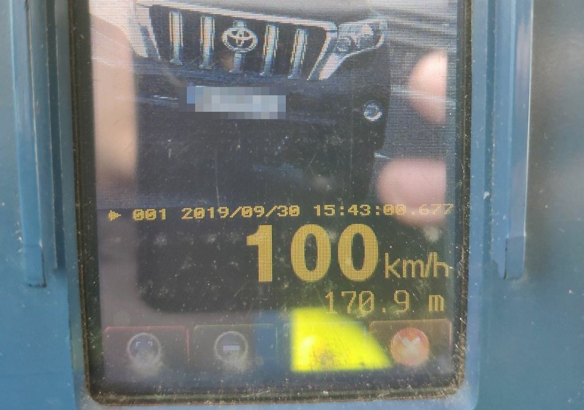 Поліція оприлюднила перші результати контролю швидкості автомобілів на Сихові