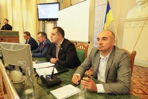 Депутати з другої спроби звільнили заступника голови Львівської облради Володимира Гірняка