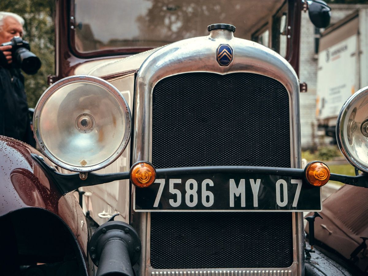 У Львові презентували вінтажну модель Citroen