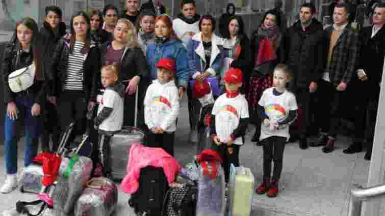 Сім'ї загиблих учасників АТО зі Львова полетіли на відпочинок в Анталію