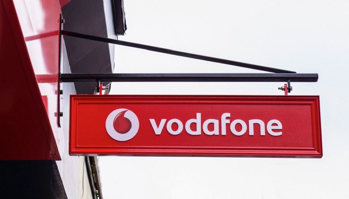 Азербайджанська компанія Bakcell подала заявку на придбання «Vodafone Україна»