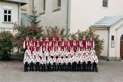 «У нас батьки співають разом з синами»