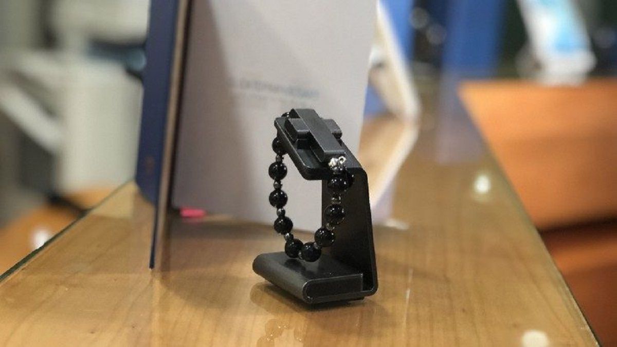 У Ватикані представили молитовну smart-вервицю для вірних за 110 доларів